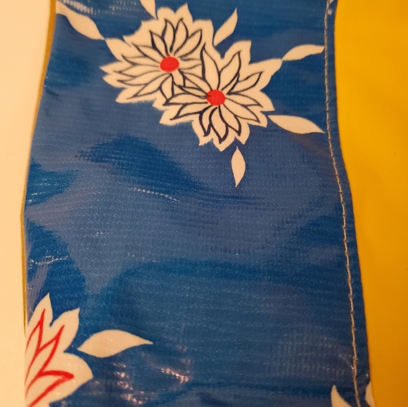 Kitsch Kitchen Colorful Retro Funky Floral Print Vinyl Tote - Picture 4 of 11